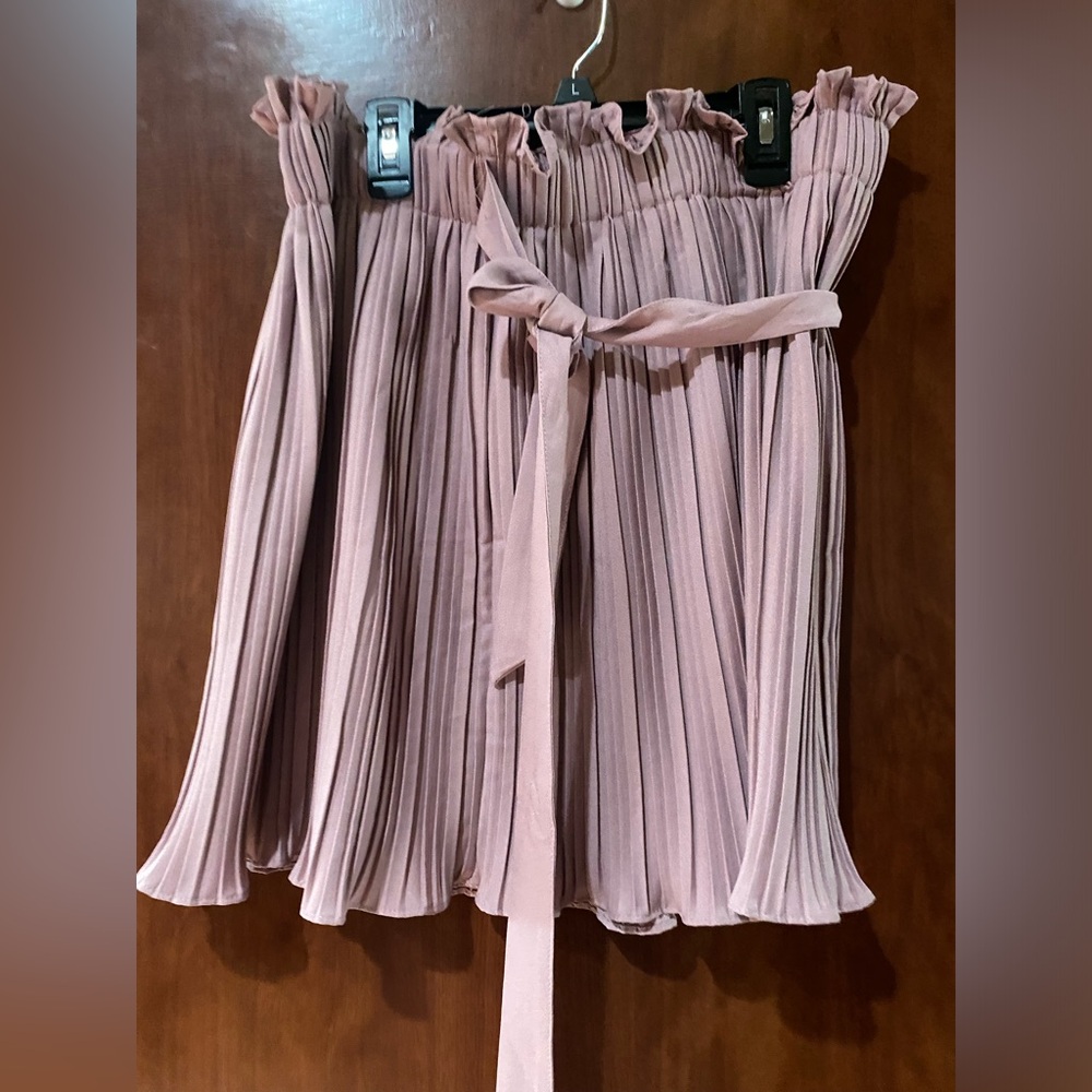 Haute Monde Blush Pleated Mini Skirt